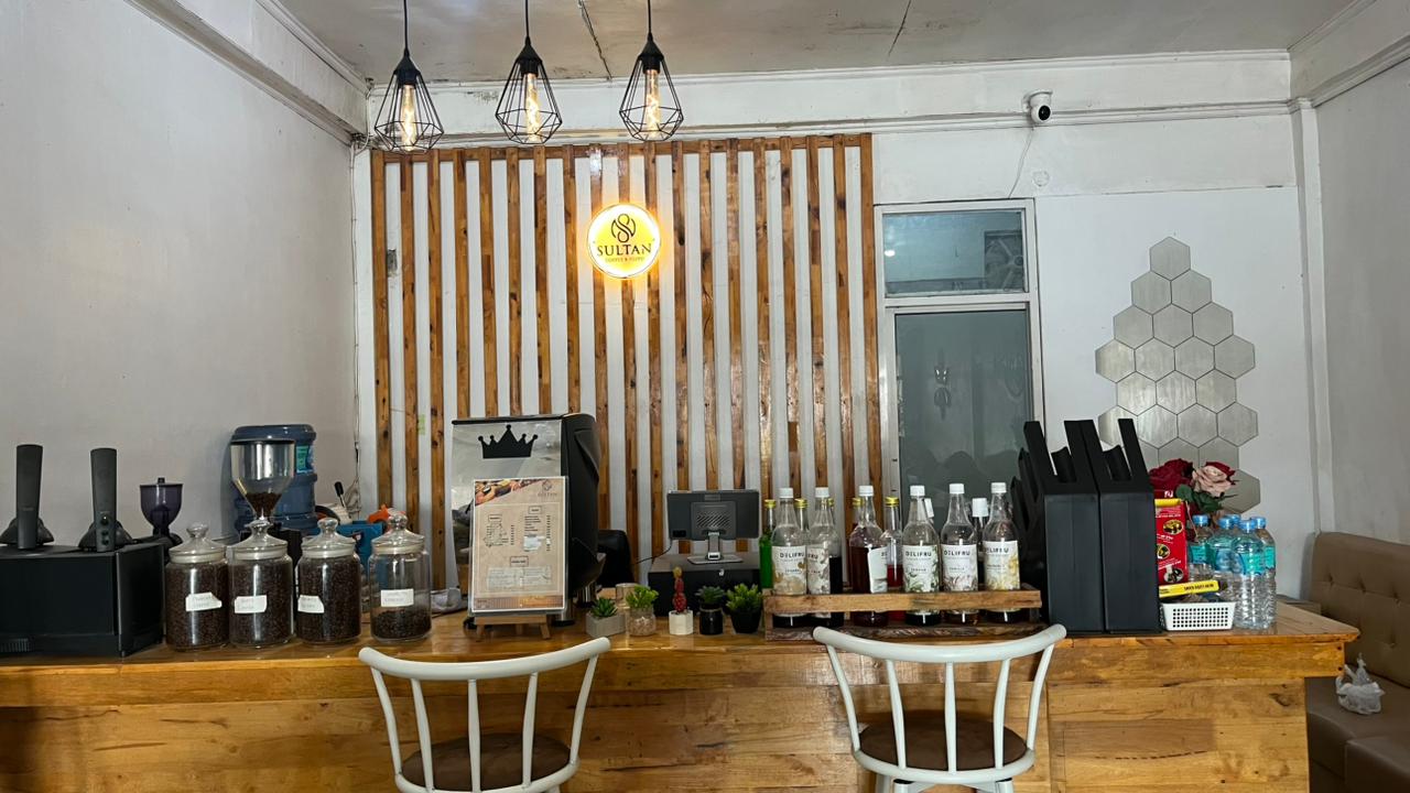 Sultan Coffee & Resto Tawarkan Menu Terjangkau dan Ruang Belajar bagi Mahasiswa