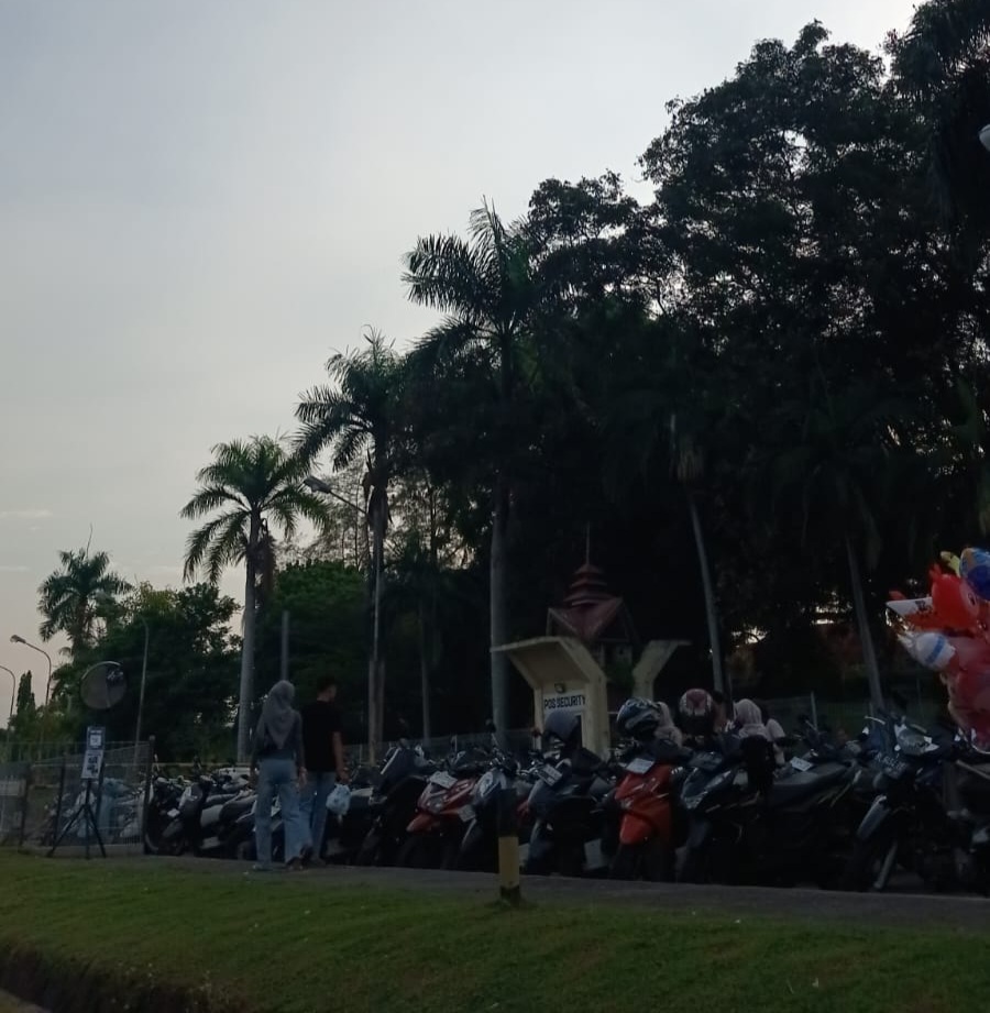 Kawasan Rusa Tutul Arun Jadi Destinasi Favorit Warga pada Sore Hari